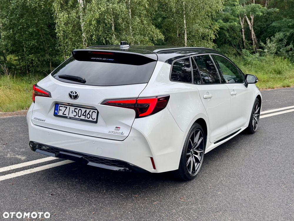 Toyota Corolla 2.0 Hybrid GR Sport Dynamic - 8