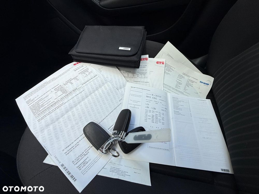 Audi A4 Avant 2.0 TDI DPF Ambiente - 21