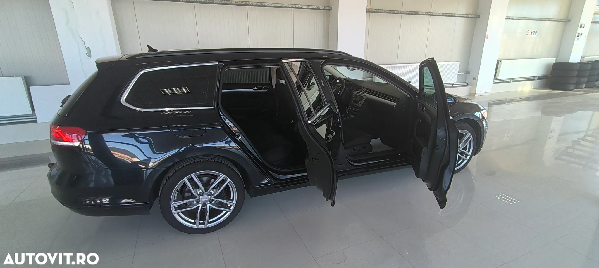 Volkswagen Passat Variant 2.0 TDI DSG Highline - 9