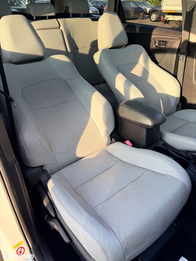 Toyota Auris 1.8 L VVT-i Hybrid Luna - 21