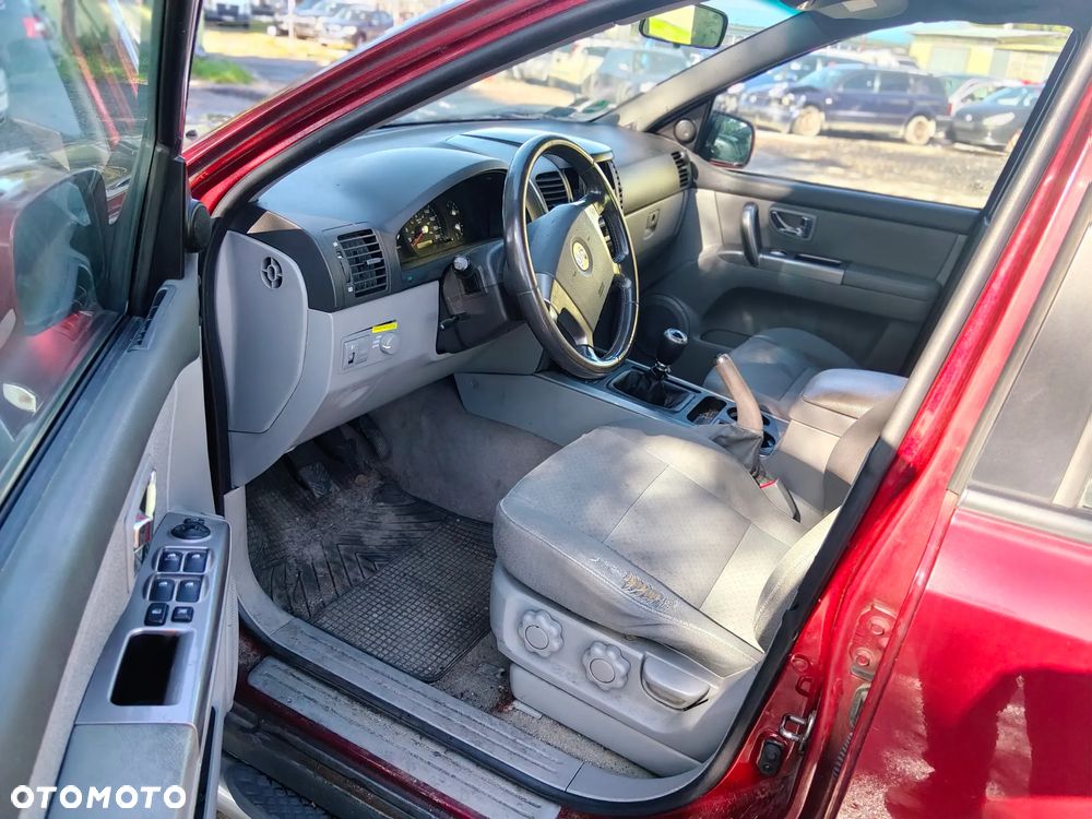 Kia Sorento I 2.5 CRDi 3X Cały na części - 7