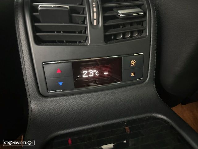 Mercedes-Benz CLS 350 CDI BlueEfficiency - 12