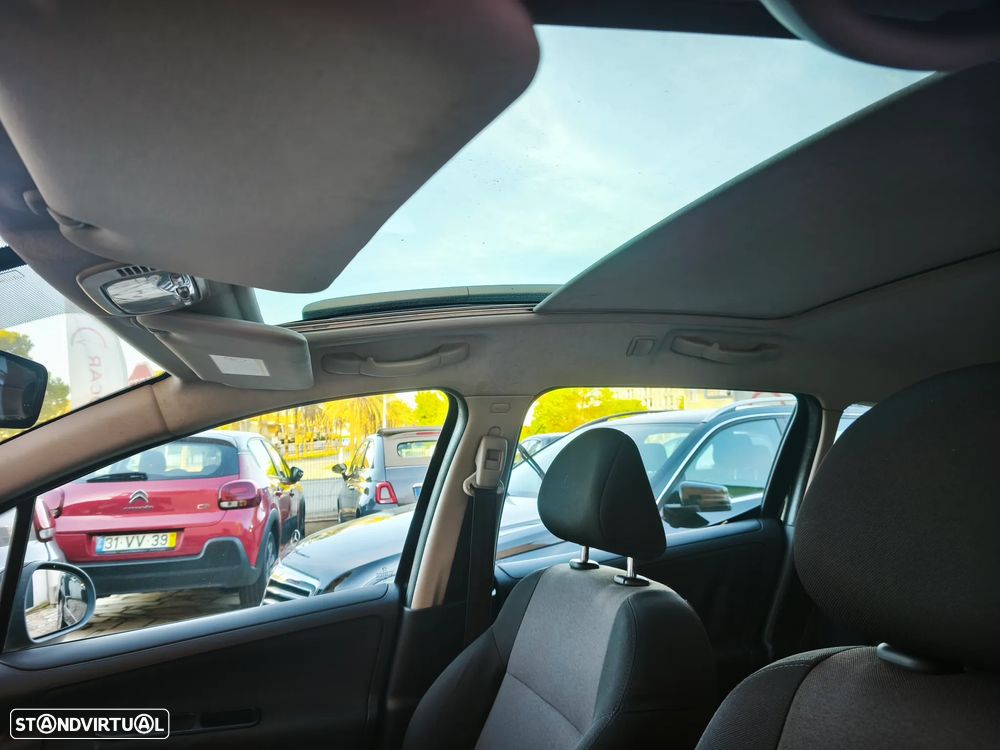 Peugeot 207 SW 1.4 Premium - 13