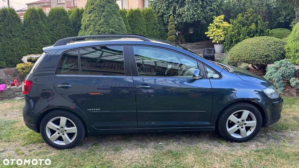 Volkswagen Golf Plus 2.0 TDI Comfortline - 15