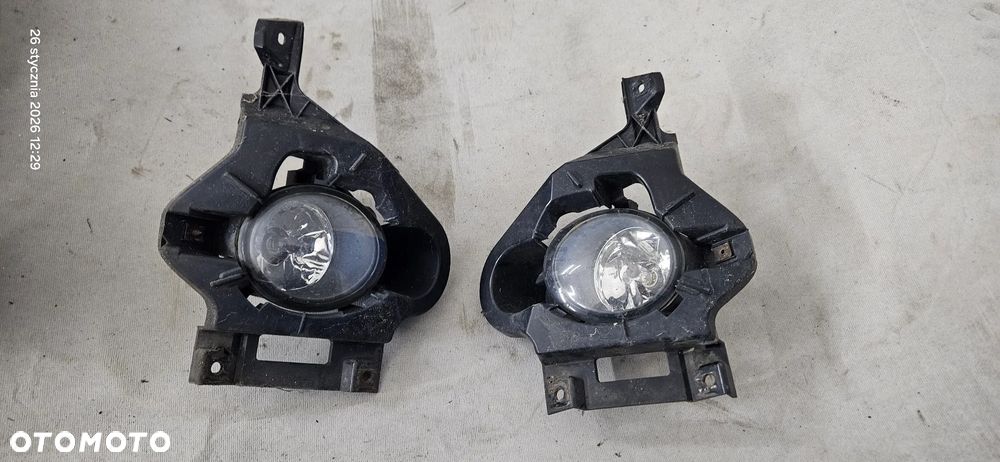 Kratka zderzaka grill nerka halogen lewy prawy ramka BMW seria 1 E87 2005r - 8