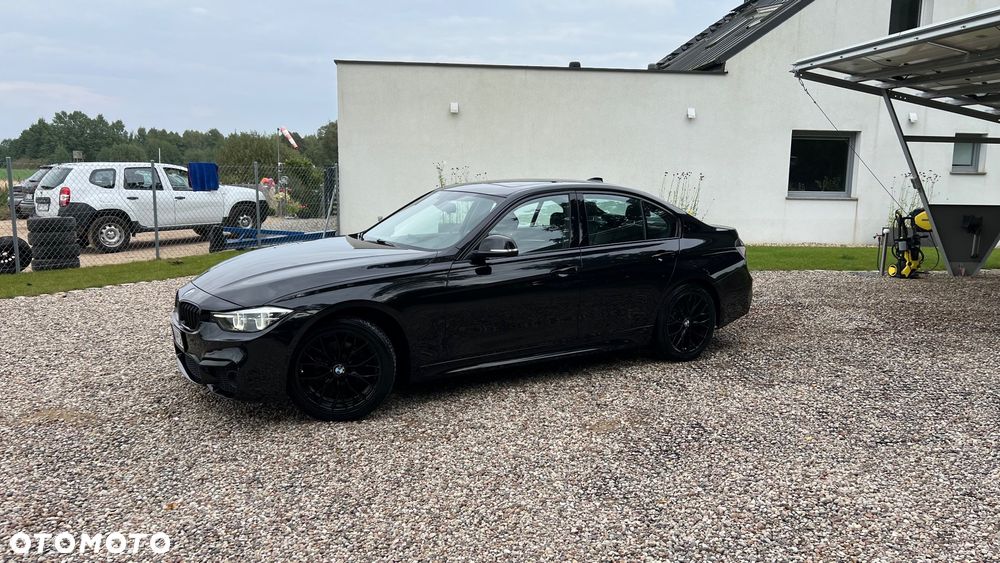 BMW Seria 3 330i Sport Line - 9