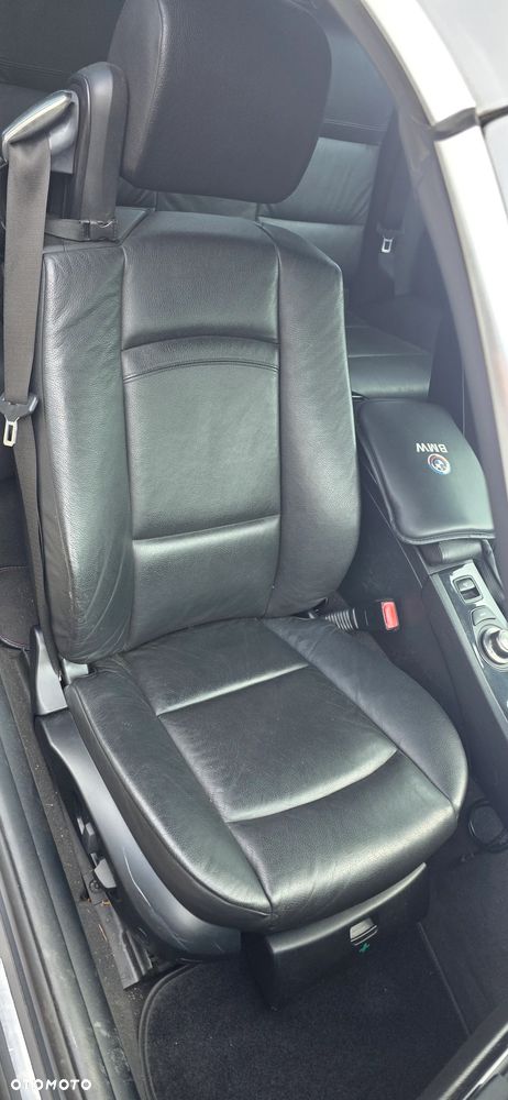 BMW Seria 3 320i - 11