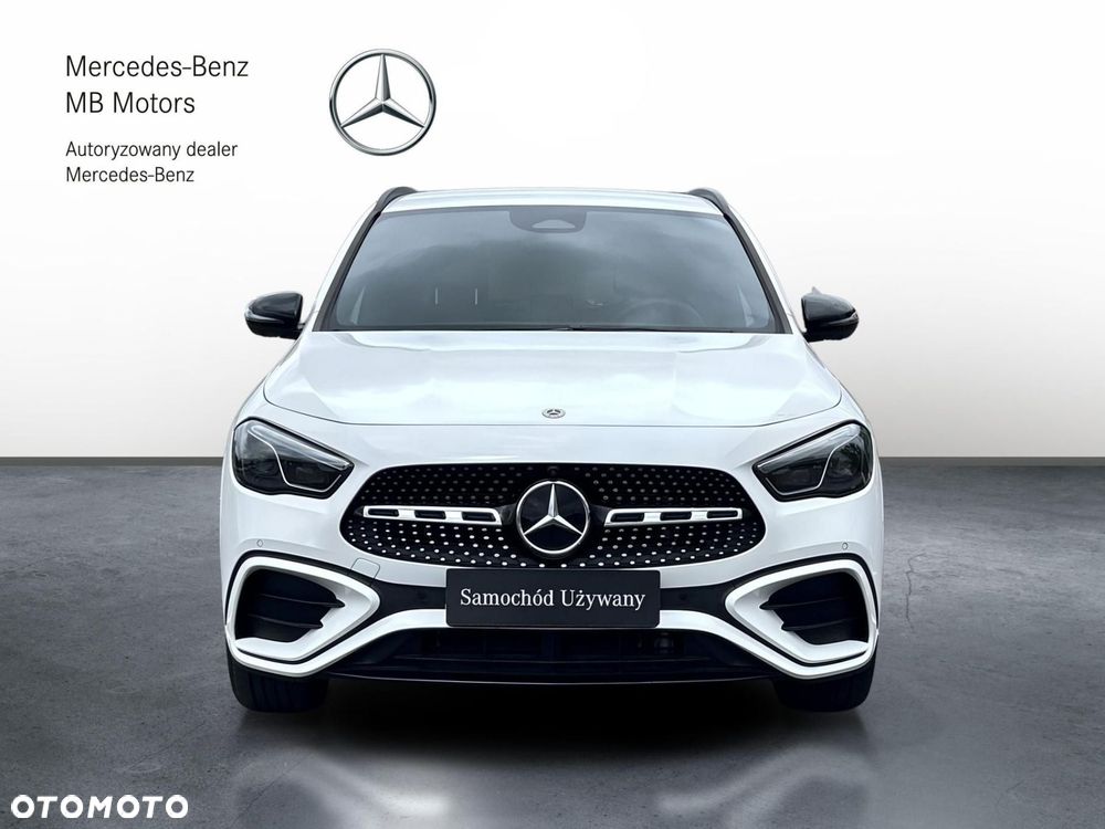 Mercedes-Benz GLA 200 AMG Line - 9
