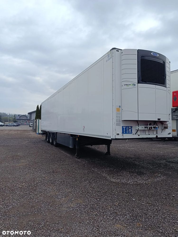 Schmitz Cargobull SCB - 1