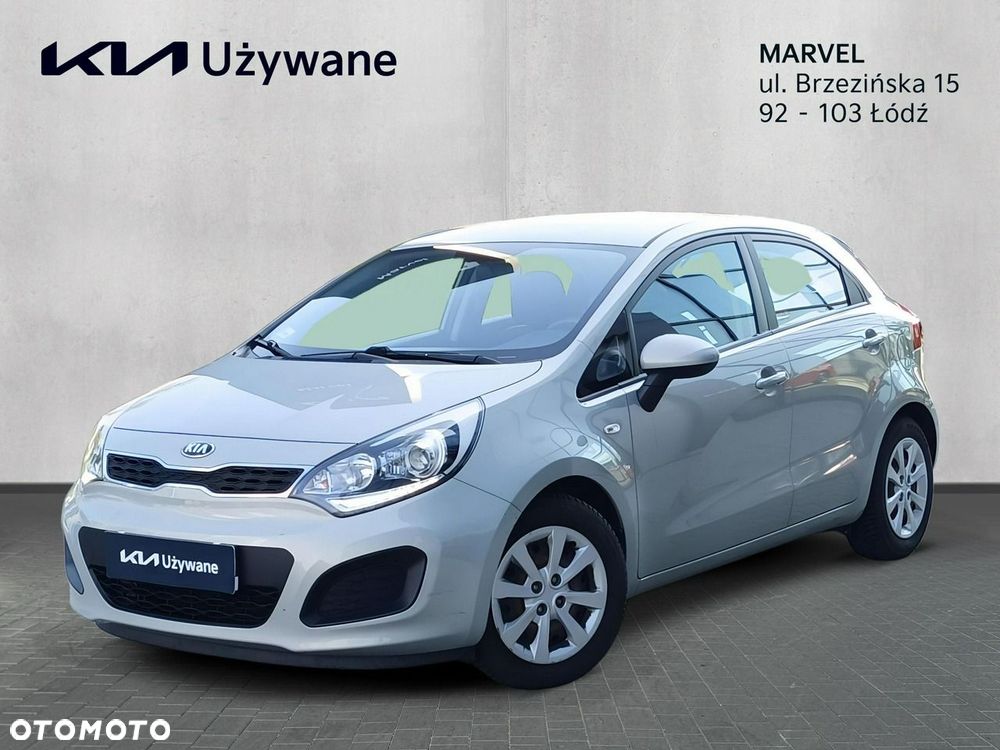 Kia Rio 1.2 L - 2