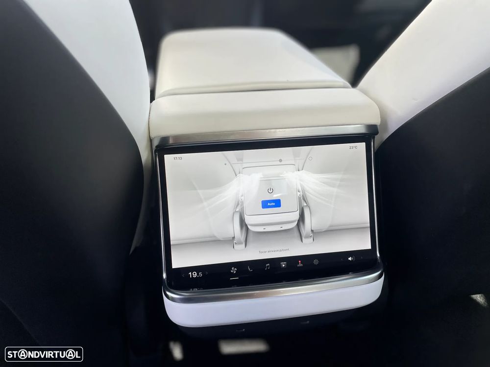 Tesla Model S Plaid AWD - 17