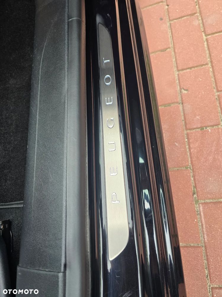 Peugeot 208 1.5 BlueHDi GT Line S&S - 35