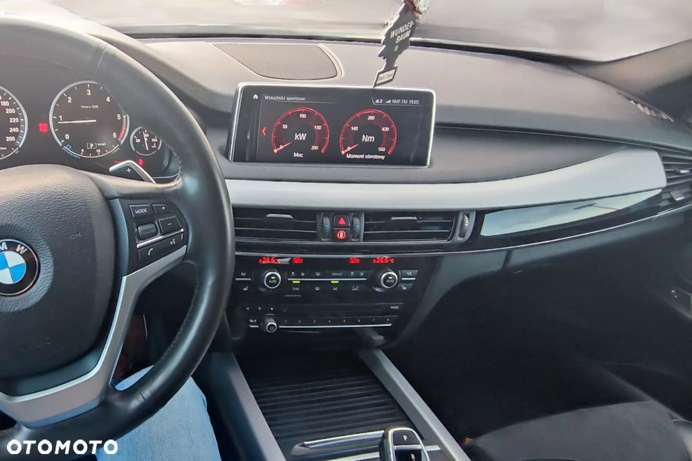 BMW X5 xDrive25d - 8