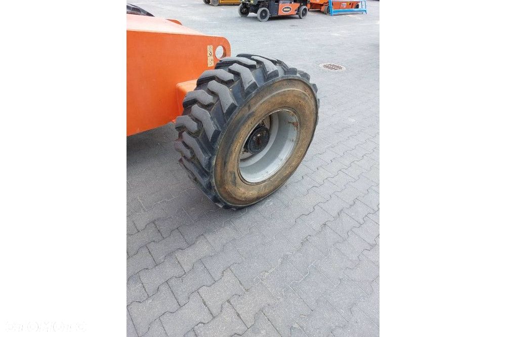 JLG 660 SJ - 18