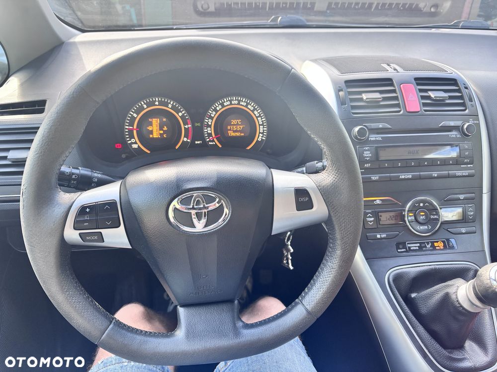 Toyota Auris 1.6 2010 - 3