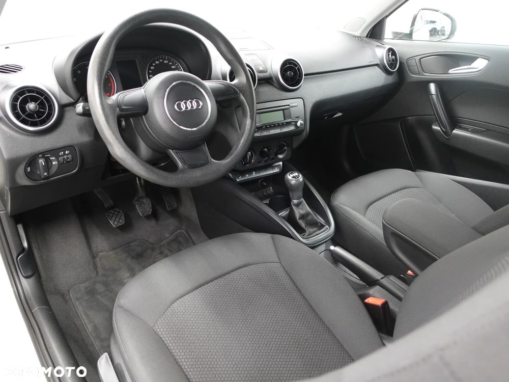 Audi A1 3-drzwiowe 1.2 TFSI Ambition - 20