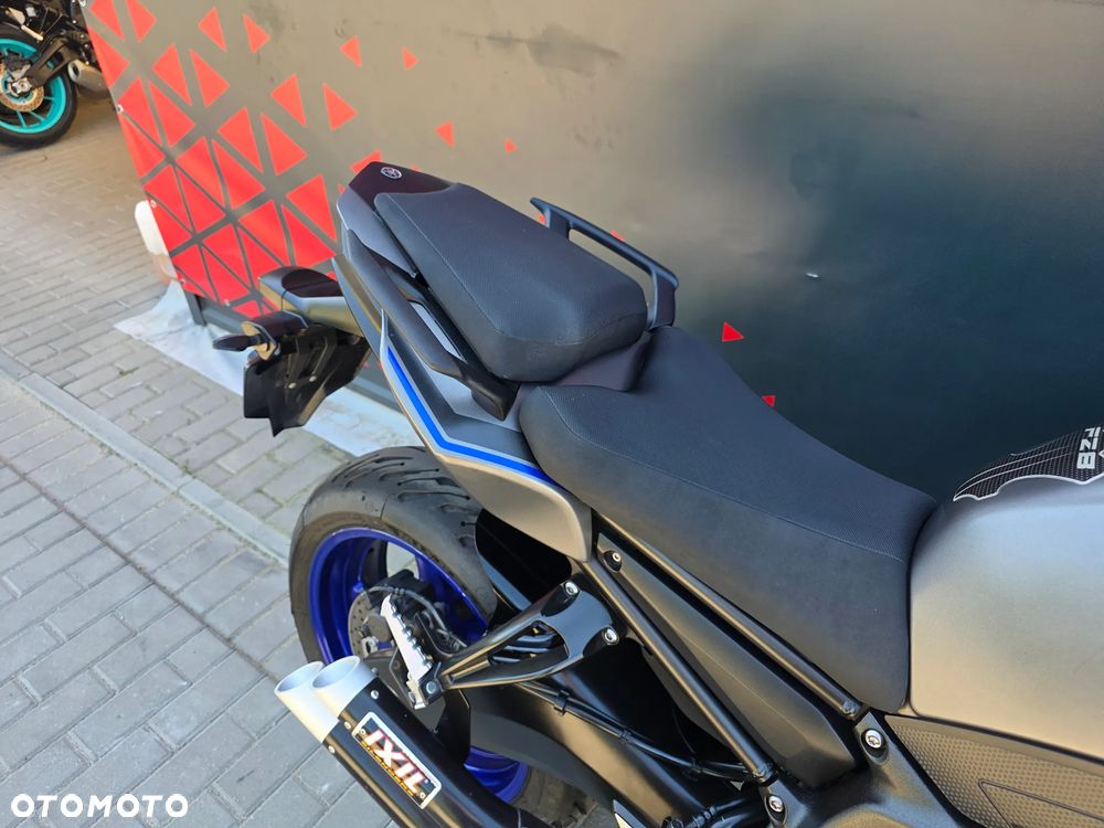 Yamaha FZ8 - 28