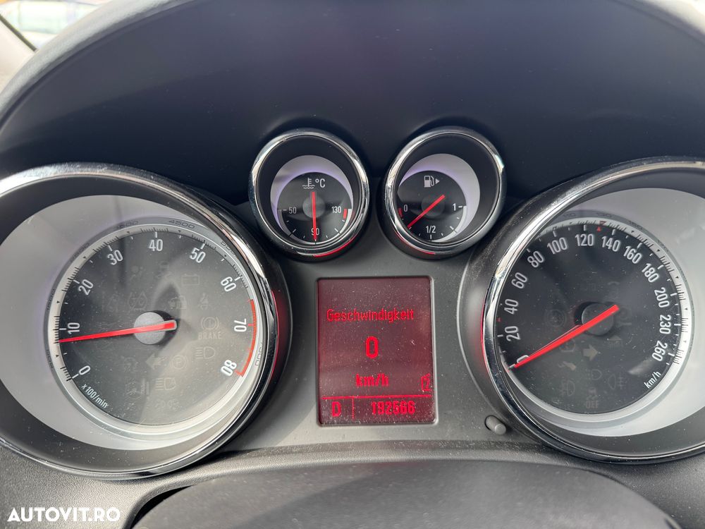 Opel Astra 1.6 ECOTEC DI Turbo Automatik Exklusiv - 9