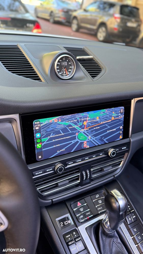 Porsche Macan - 11