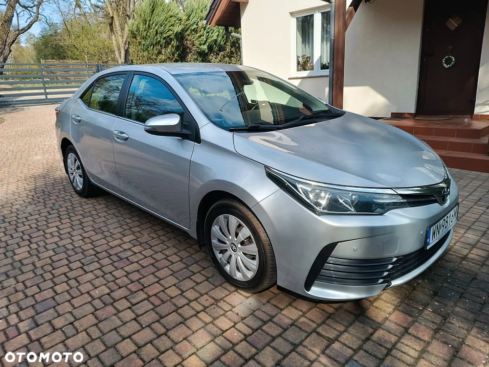 Toyota Corolla 1.6 Premium - 3