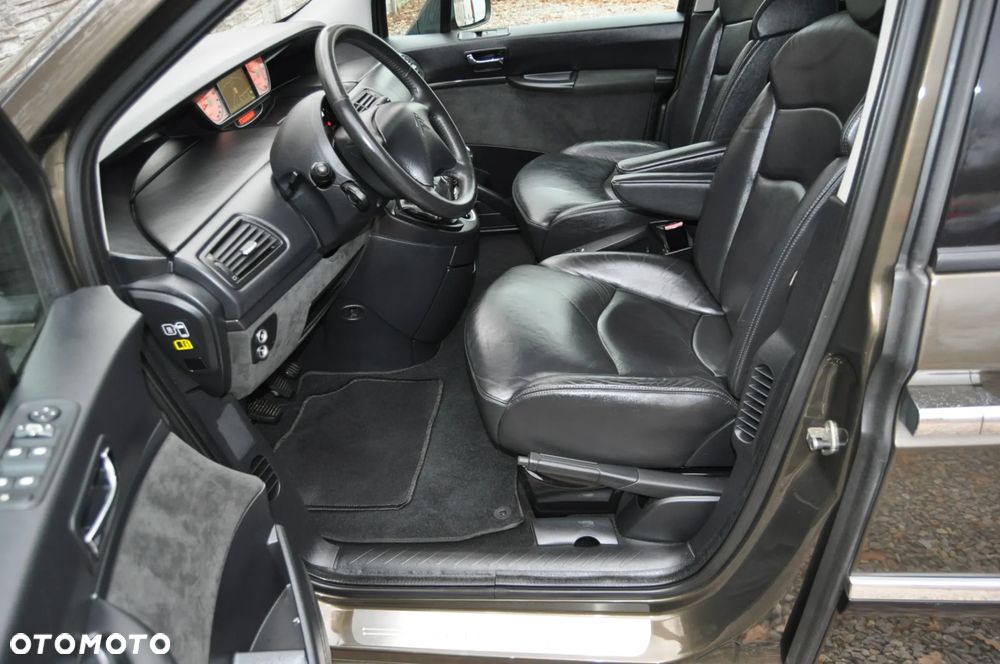 Citroën C8 HDi 165 Exclusive - 6