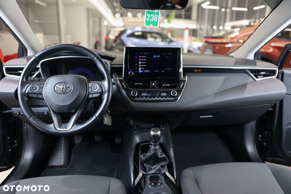 Toyota Corolla - 7