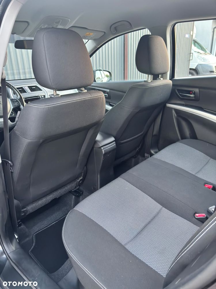Suzuki SX4 S-Cross 1.6 DDiS Premium Plus - 24