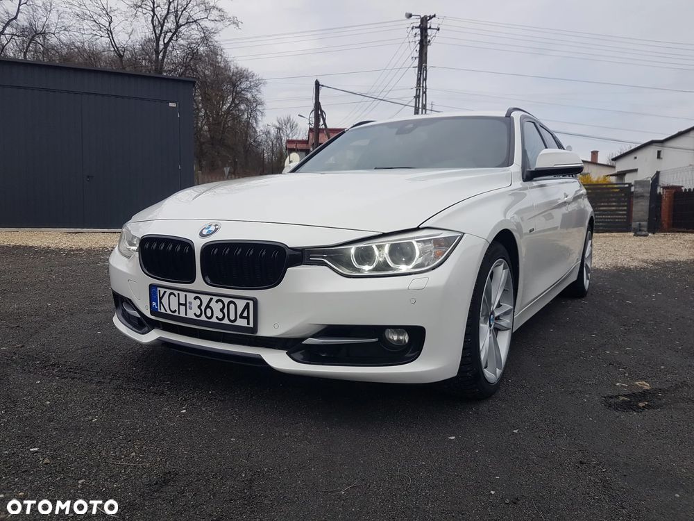 BMW Seria 3 330d xDrive Sport-Aut Sport Line - 1