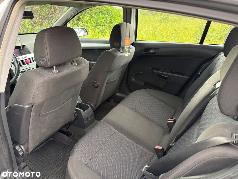 Opel Astra 1.6 Sport - 14