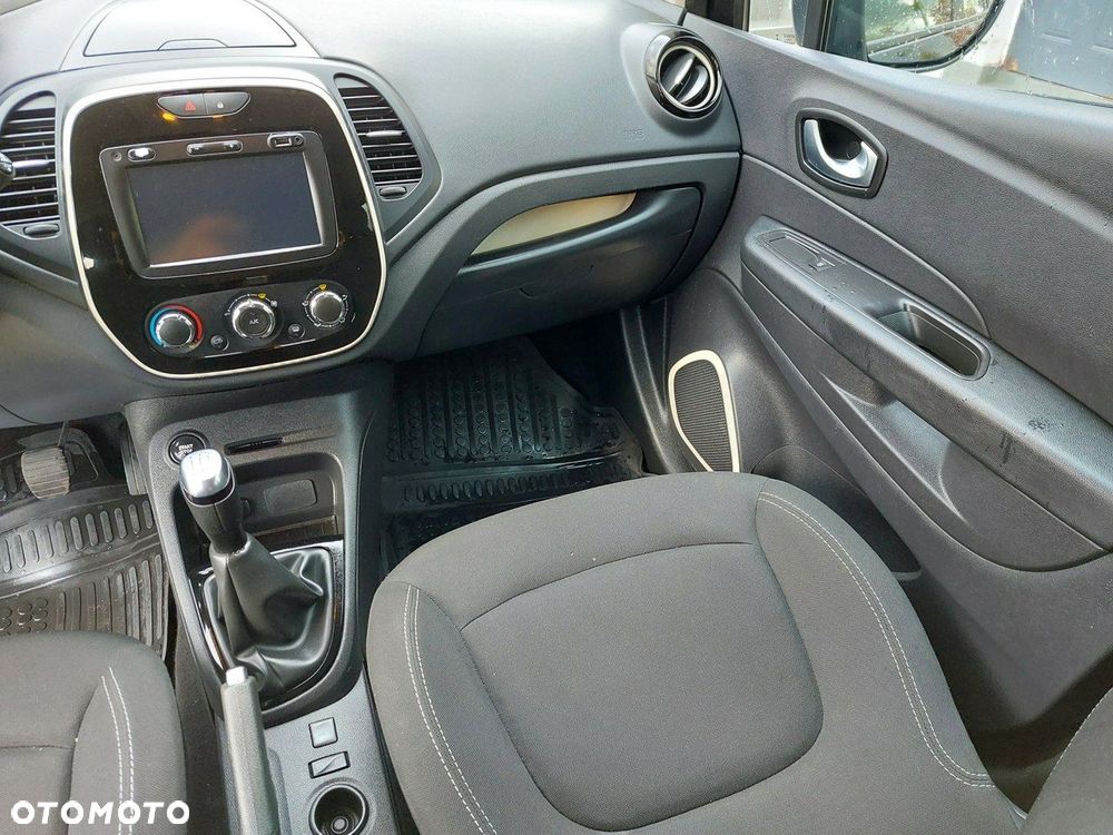 Renault Captur - 19