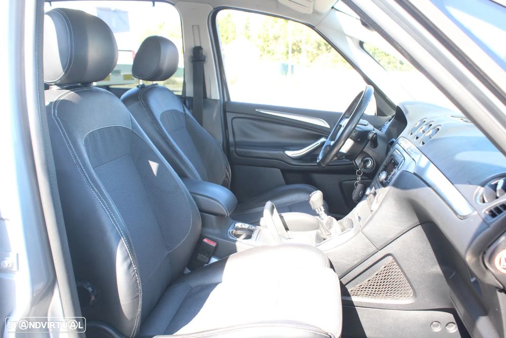 Ford S-Max 1.8 TDCi Titanium 7L - 44