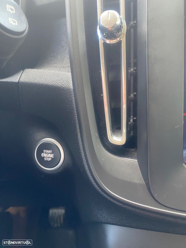 Volvo XC 40 - 24