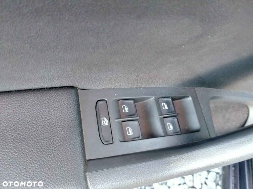 Skoda Octavia 2.0 TDI RS DSG - 18