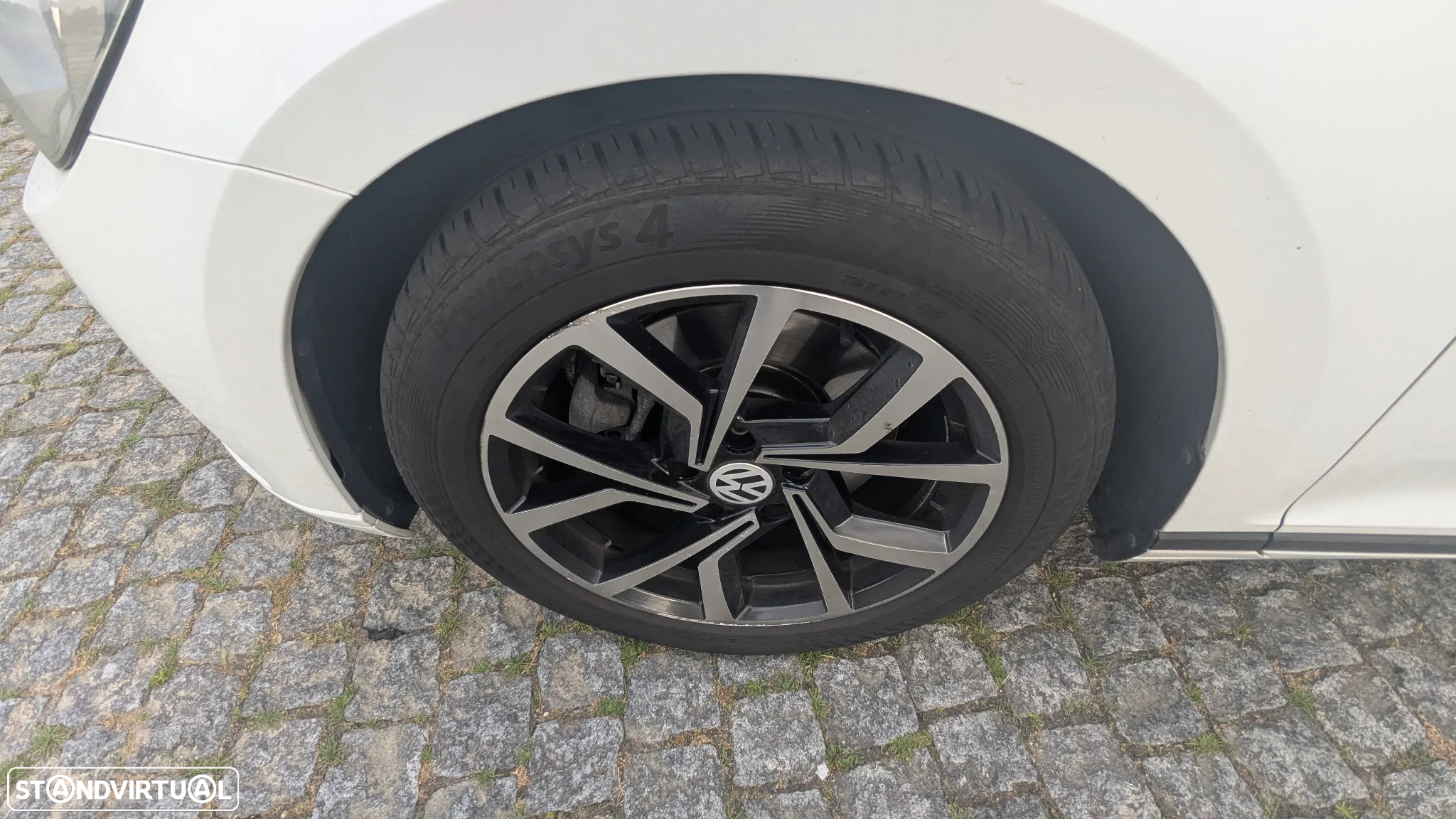 VW Passat Variant 1.6 TDI BlueMotion - 10