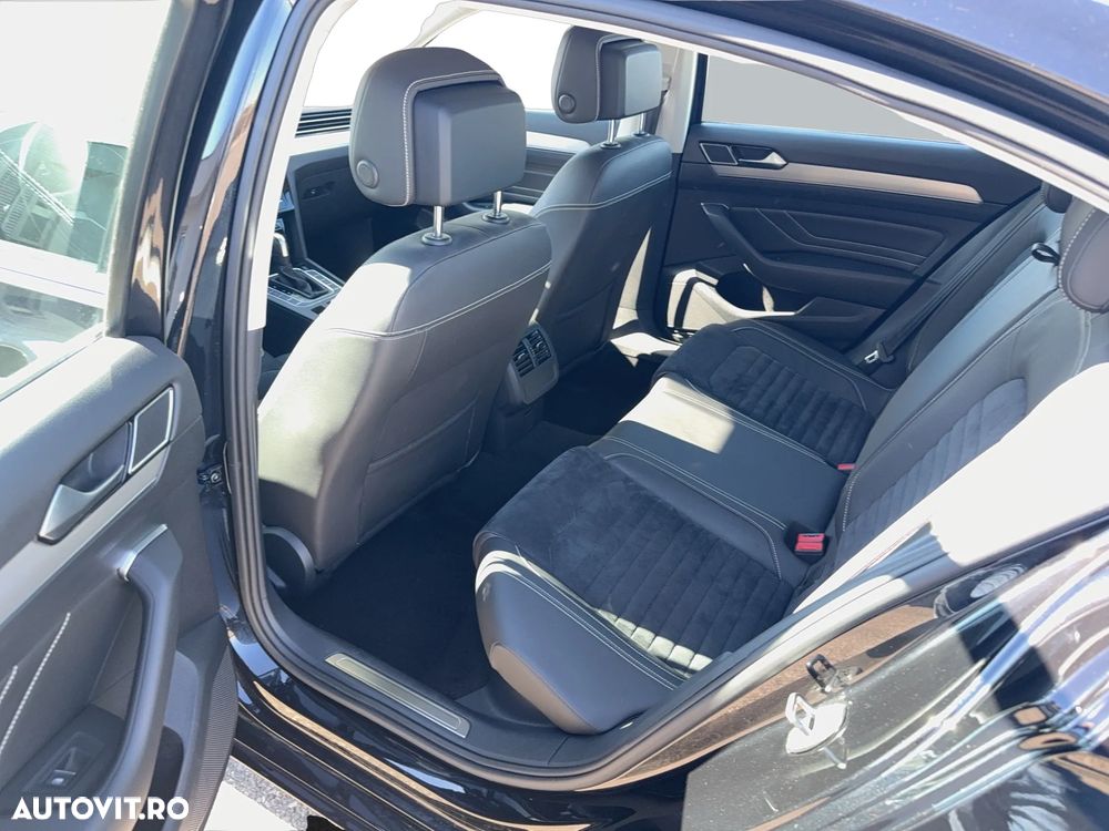 Volkswagen Passat 2.0 TDI DSG Comfortline - 11