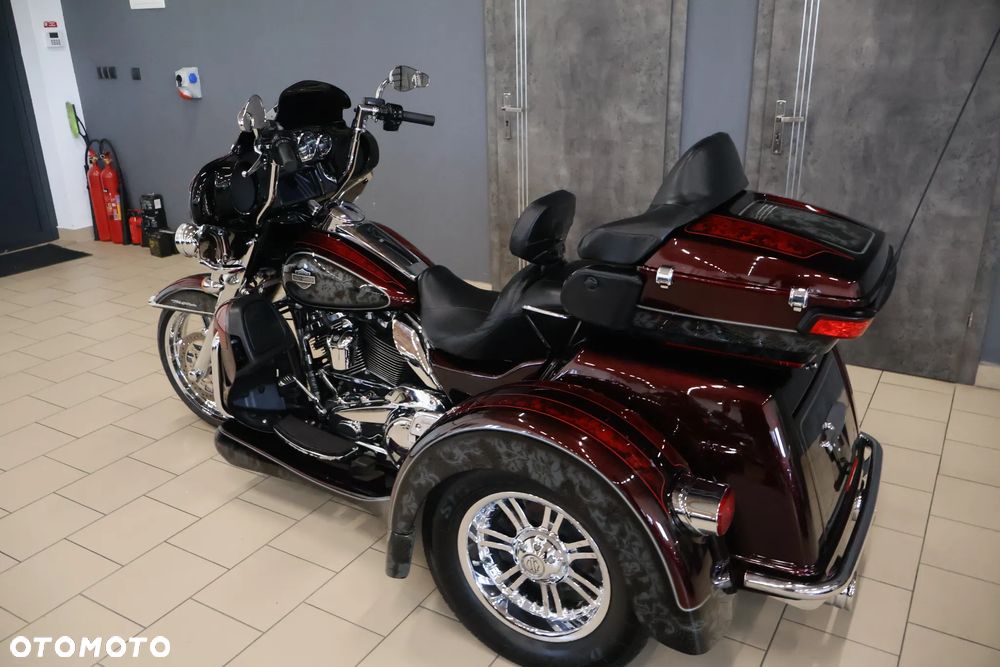 Harley-Davidson Touring Electra Glide - 26