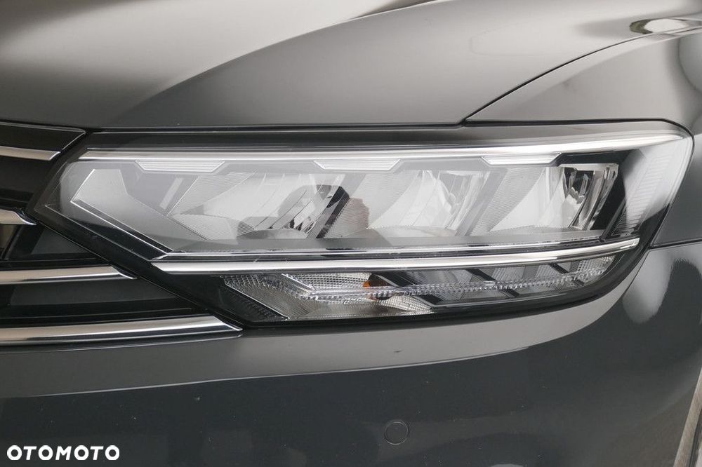 Volkswagen Passat 2.0 TSI Elegance DSG - 13