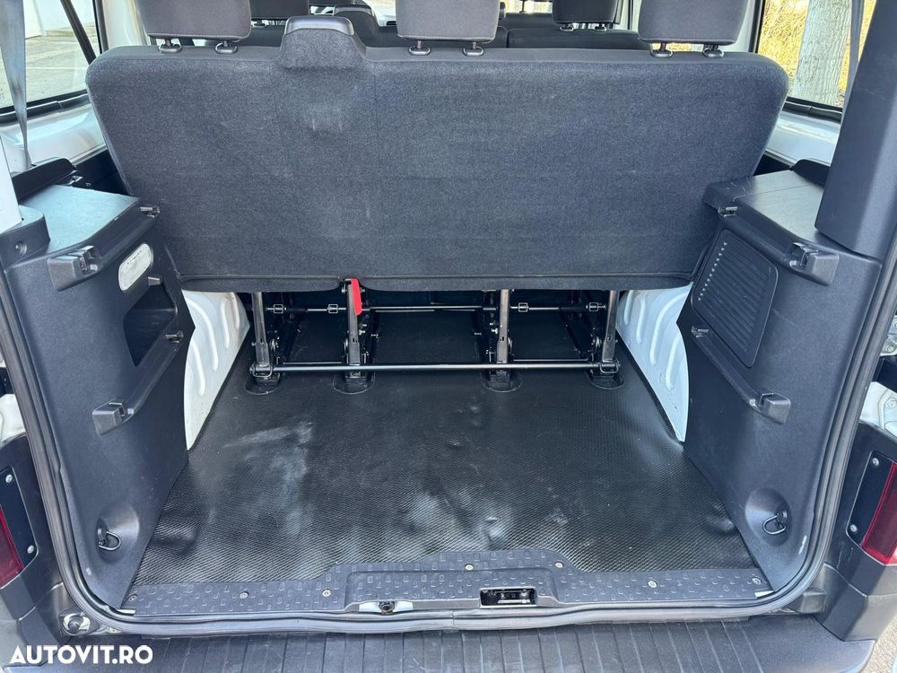 Renault Trafic 2.0 Blue dCi 120 Combi L1H1 8+1 locuri Authentique - 12