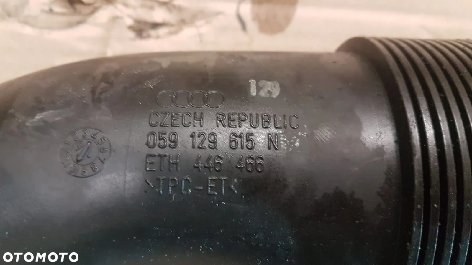 AUDI A6 A7 C7 4G RURA SSĄCA POWIETRZA 059129615N - 2