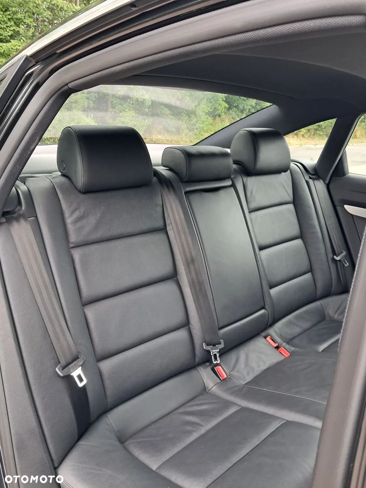 Audi A6 ver-3-2-fsi-quattro-tiptronic - 26