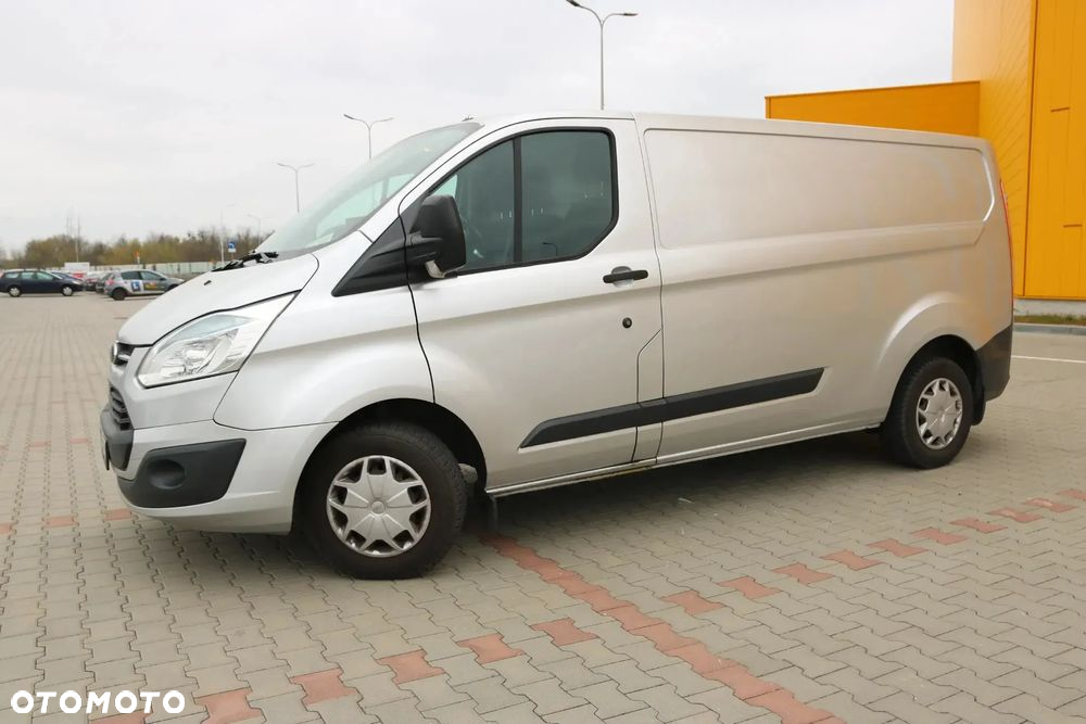 Ford TRANSIT CUSTOM - 3