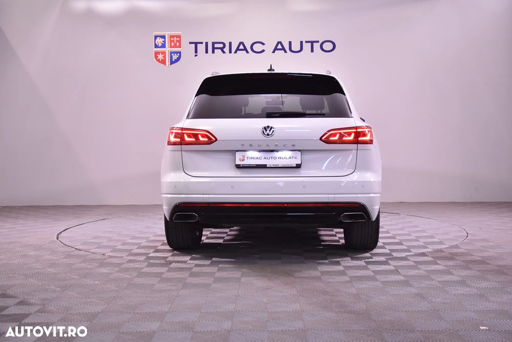 Volkswagen Touareg - 4