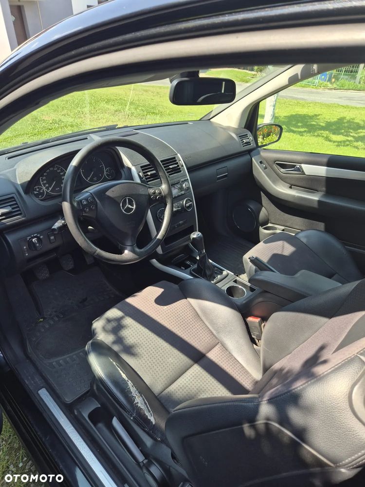 Mercedes-Benz Klasa A 200 CDI Avantgarde - 4