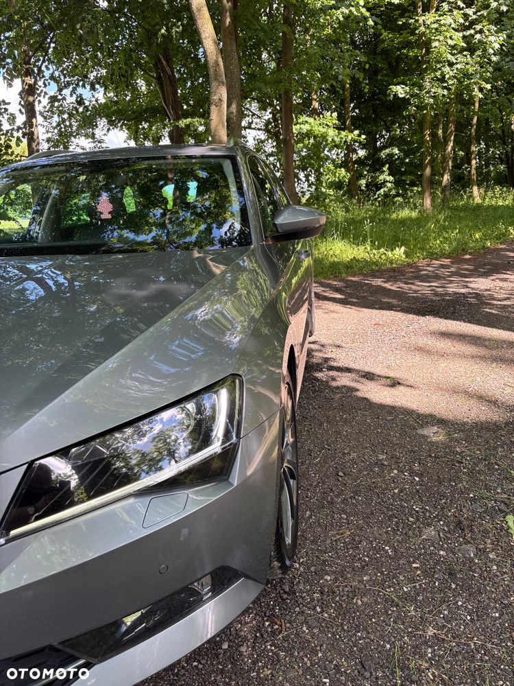 Skoda Superb 2.0 TDI SCR 4x4 L&K DSG - 6