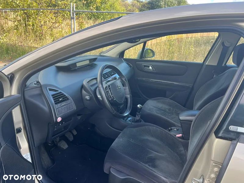 Citroën C4 1.6 HDi Impress - 6