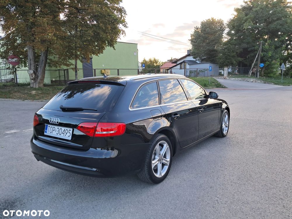 Audi A4 Avant 2.0 TDI DPF Ambiente - 3