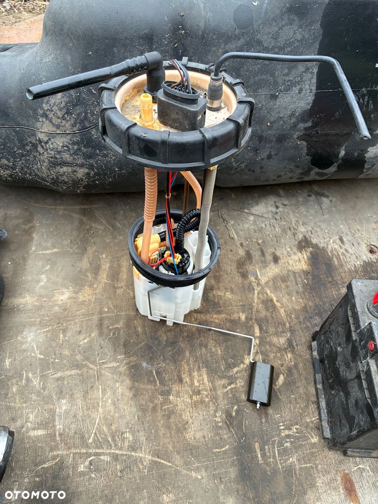 Pompa paliwa Volkswagen Amarok 2H - 1