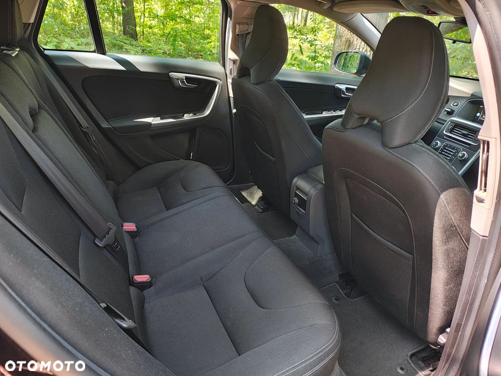 Volvo V60 D2 Kinetic - 3