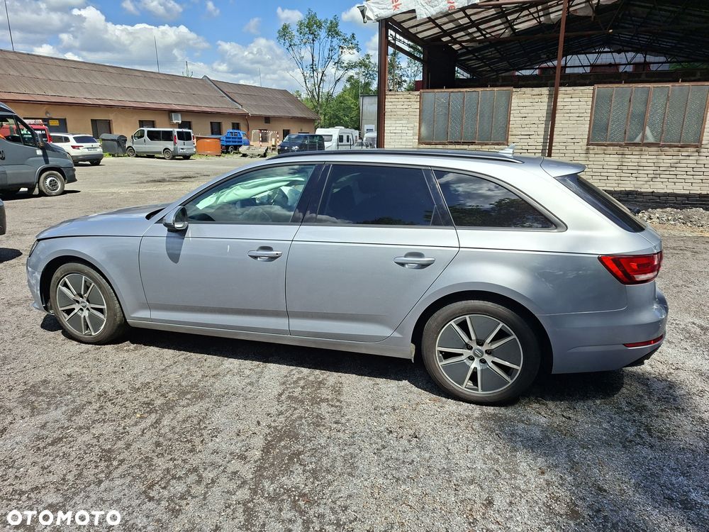 Audi A4 Avant - 6