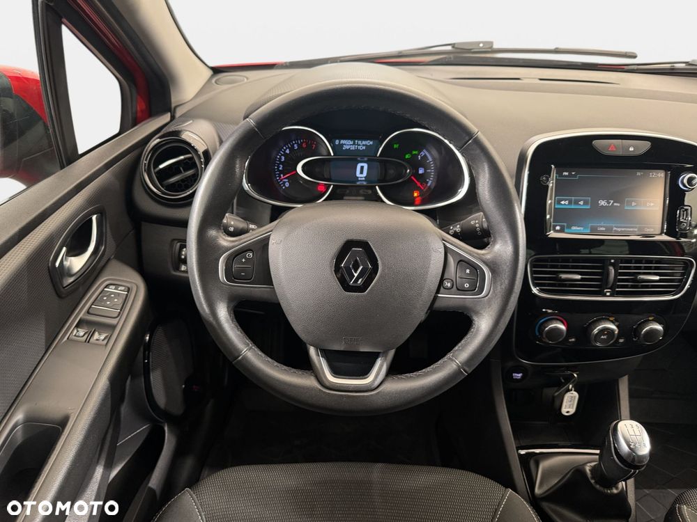 Renault Clio - 15